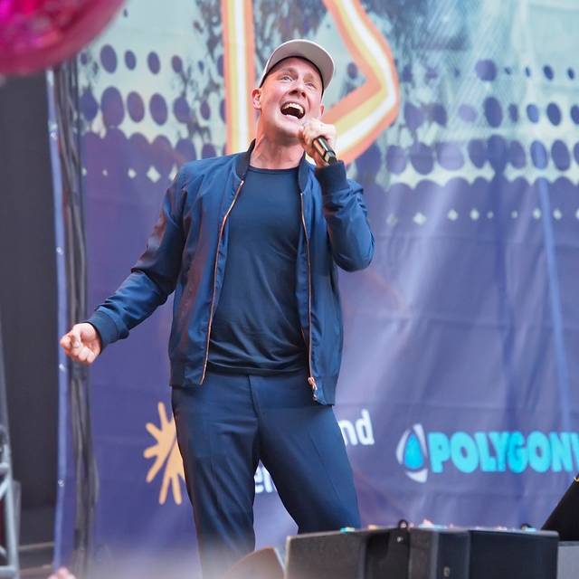 Oli P.