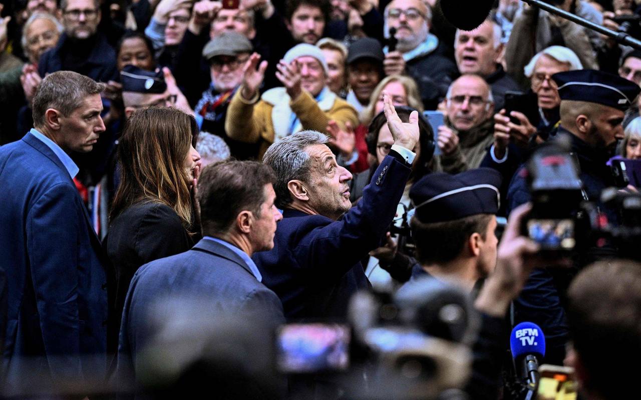 Haftantritt von Frankreichs Ex-Präsident Sarkozy