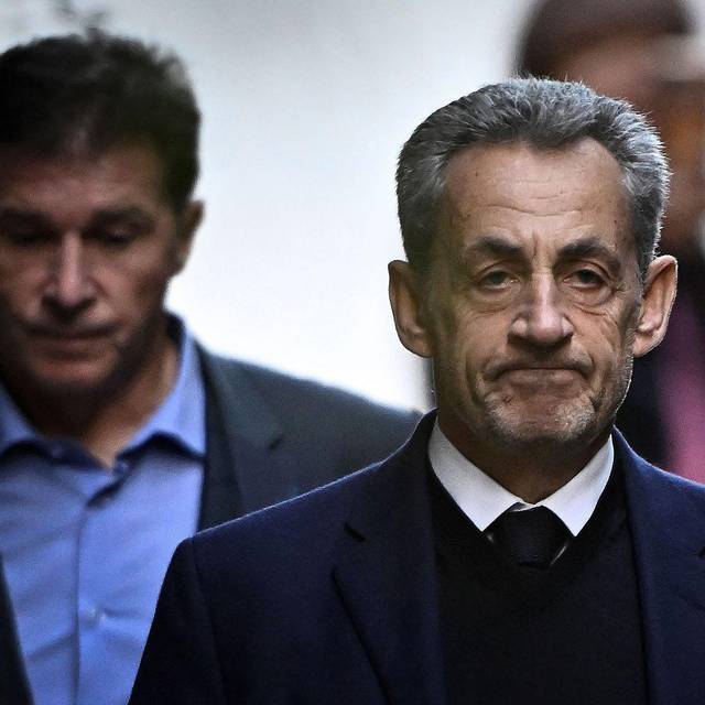Gericht entscheidet: Bleibt Sarkozy vorerst hinter Gittern?