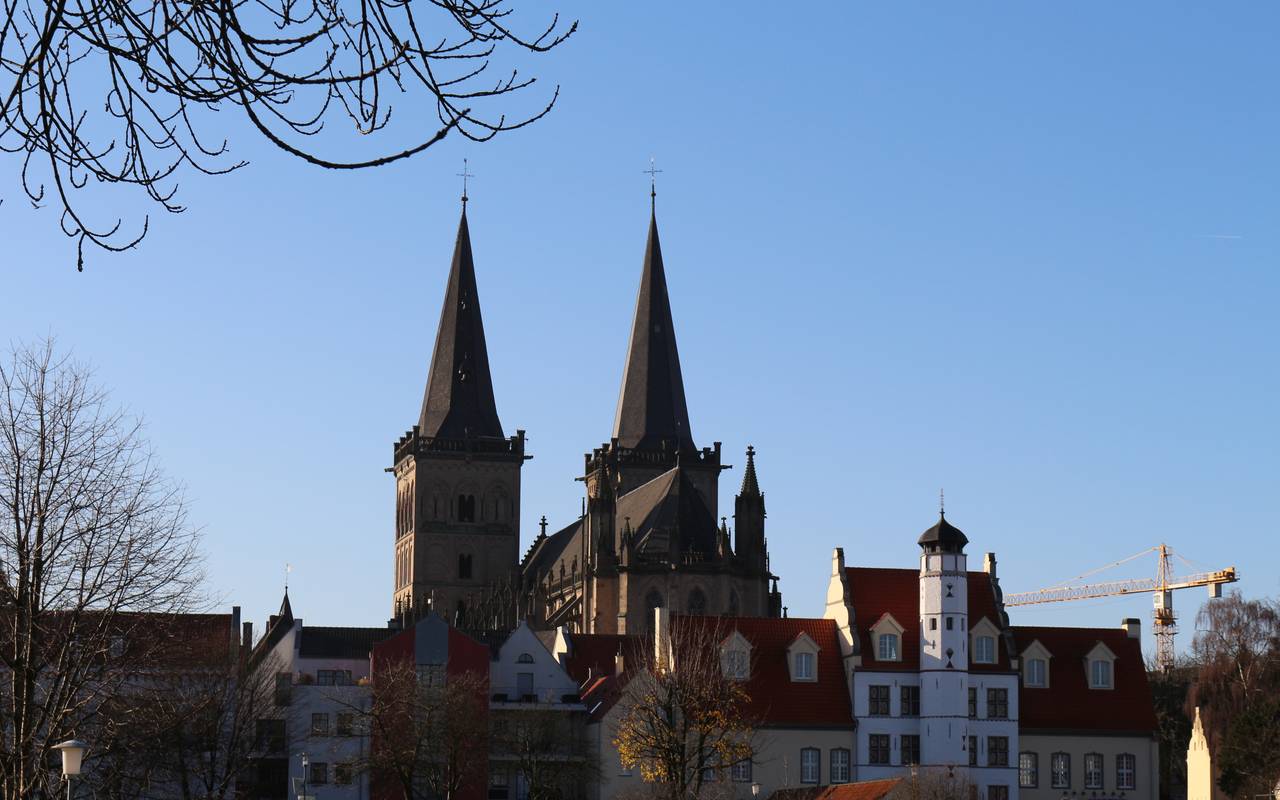 Dom in Xanten, Ansicht außerhalb der Stadtmauer