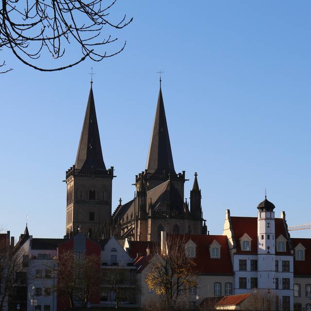 Dom in Xanten, Ansicht außerhalb der Stadtmauer