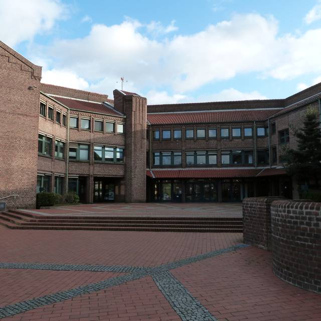 Eingang vom Hamminkelner Rathaus