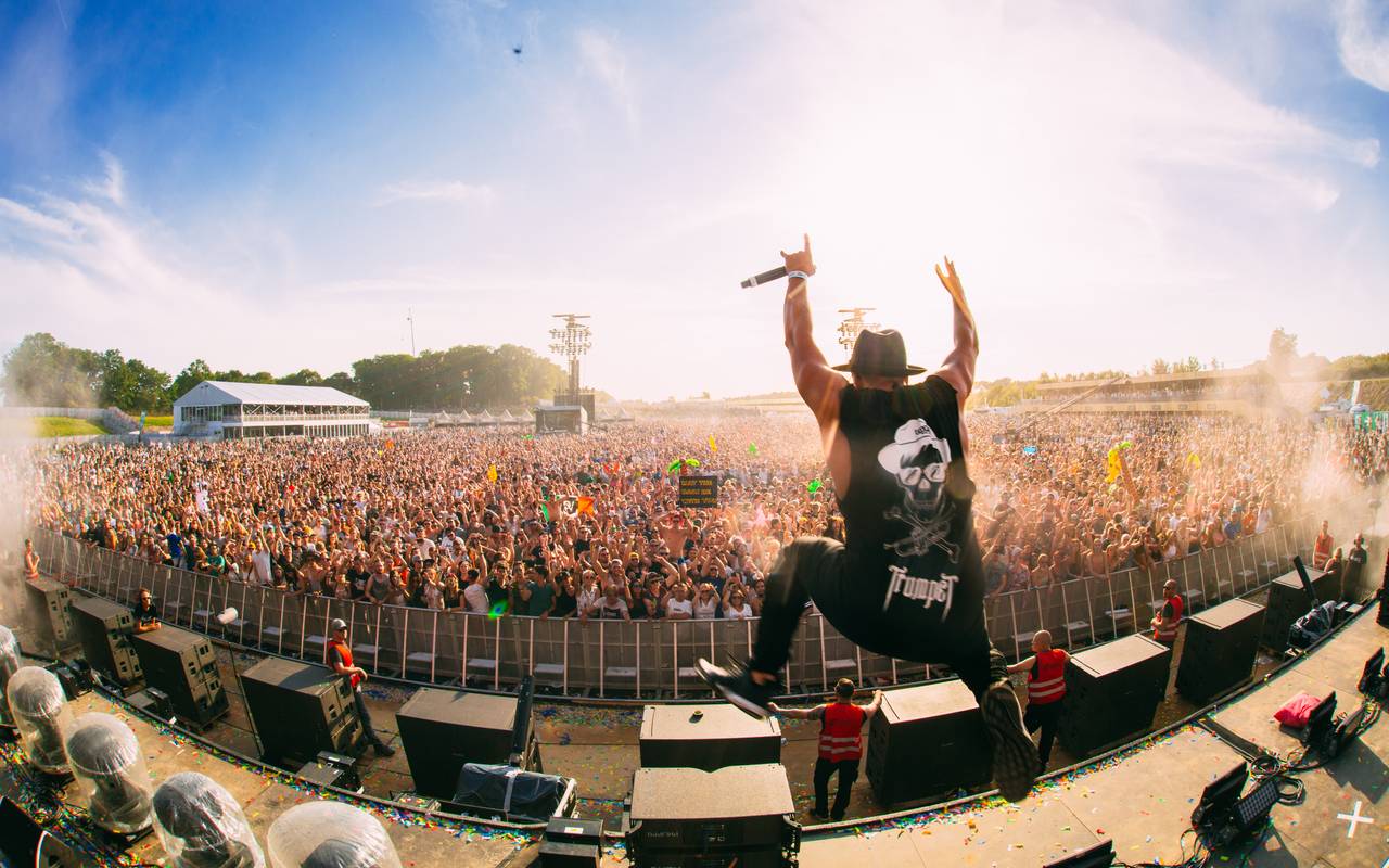 Star-DJ Timmy Trumpet legt beim Parookaville EDM-Festival in Weeze im Jahr 2017 auf der Mainstage auf.