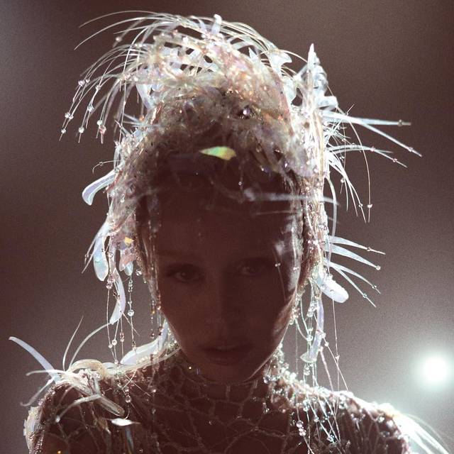 Das neue Album-Cover von Miley Cyrus zu ihrer neuen Platte "Something Beautiful"