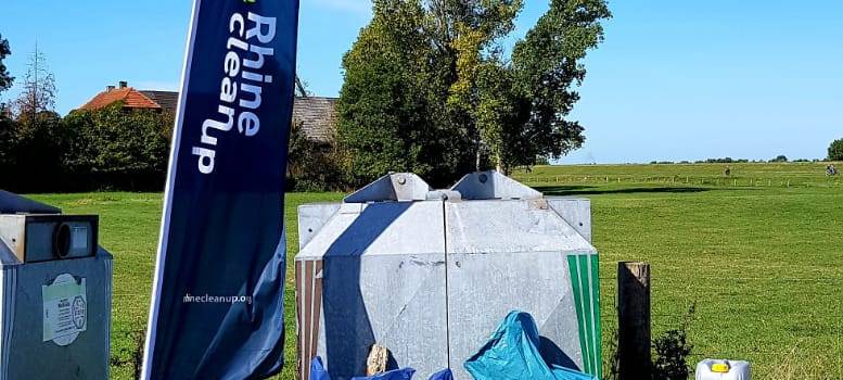 Freiwillige befreiten Rheinufer von Müll