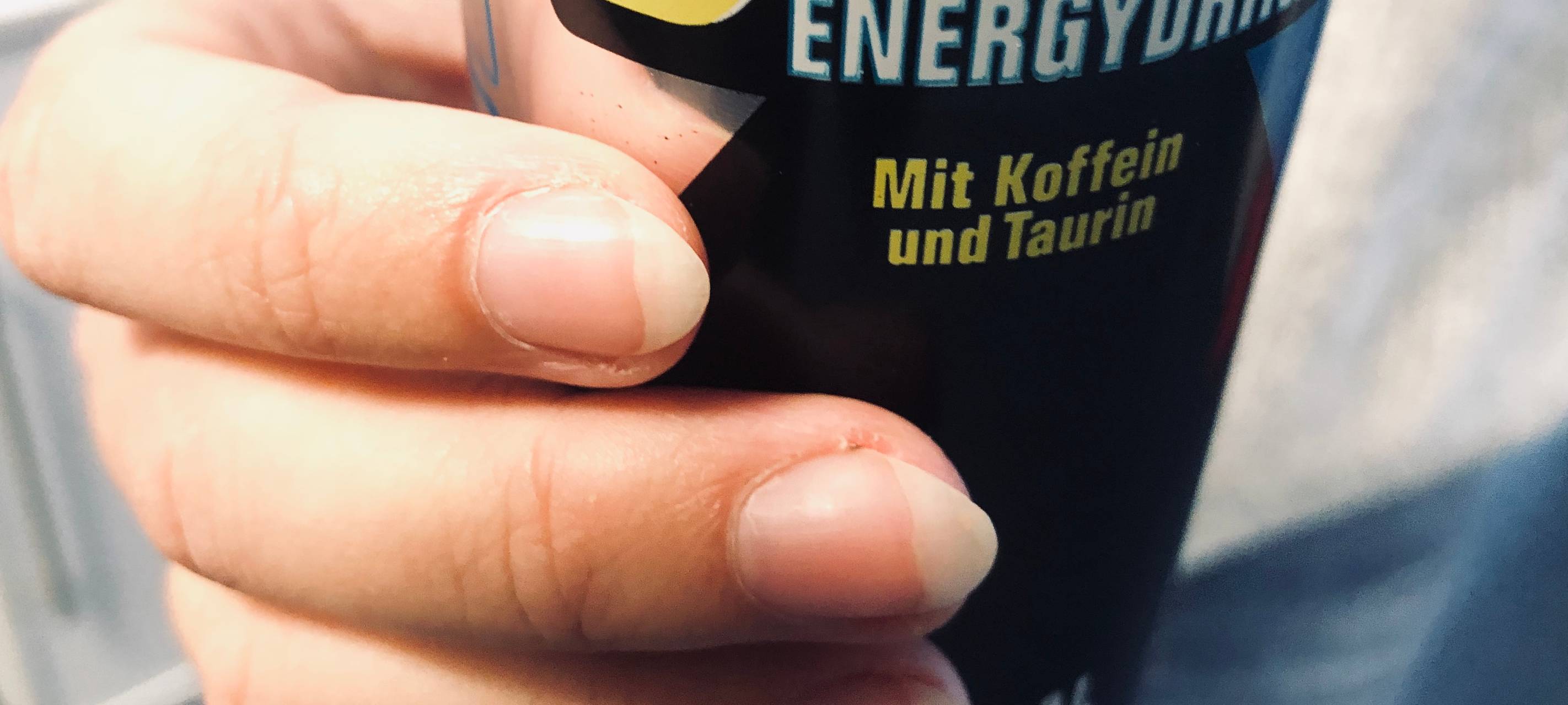 Moerser betrügt Staat um 1,4 Millionen mit Energydrinks