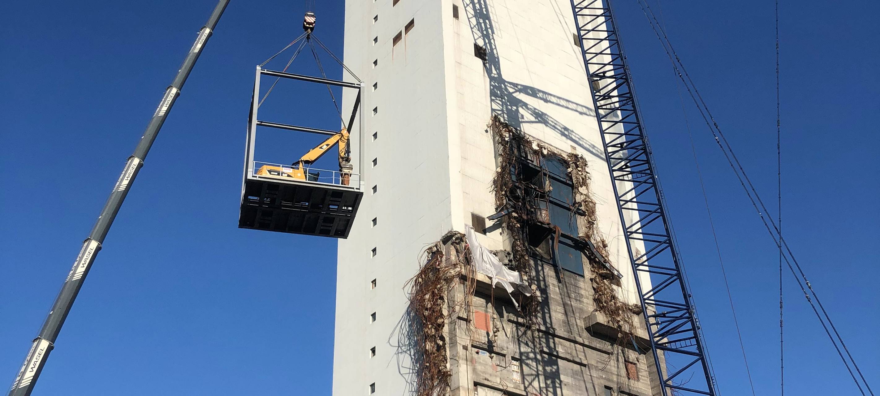 Schachtturm-Rückbau auf Rossenray in Kamp-Lintfort gestartet