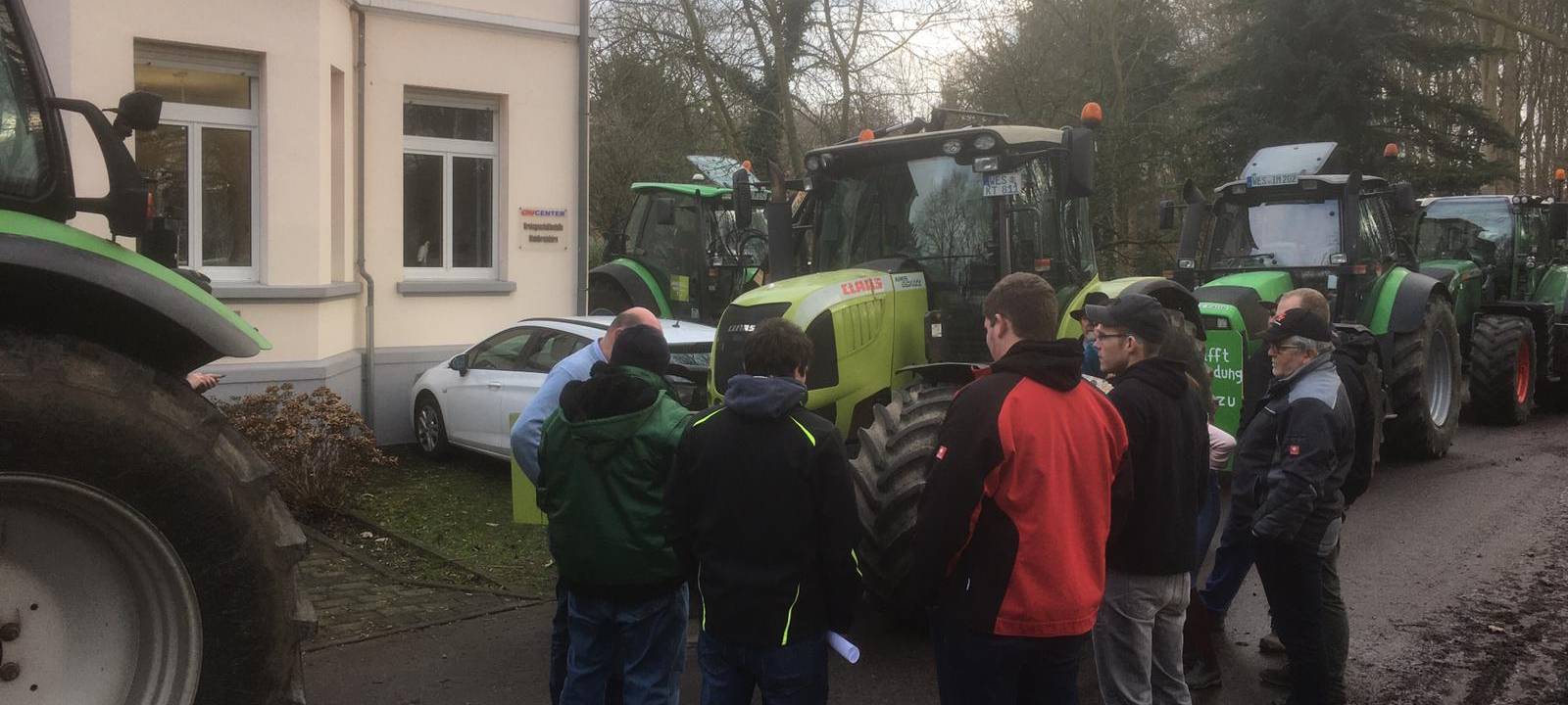 Bauern überreichen Forderungen in Wesel
