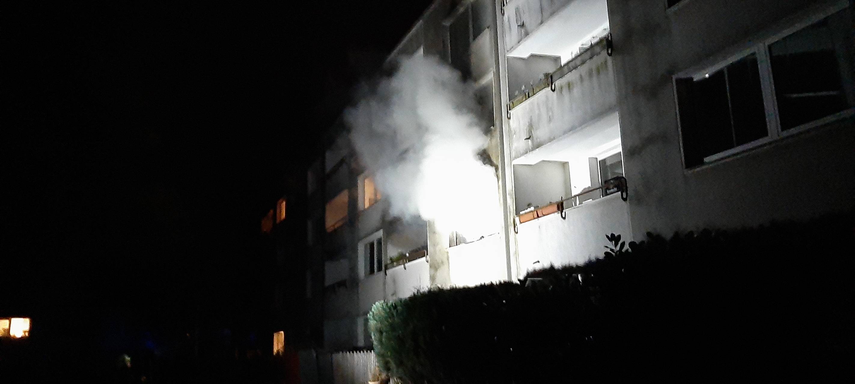 Fünf Menschen bei Wohnungsbrand in Moers-Meerfeld verletzt