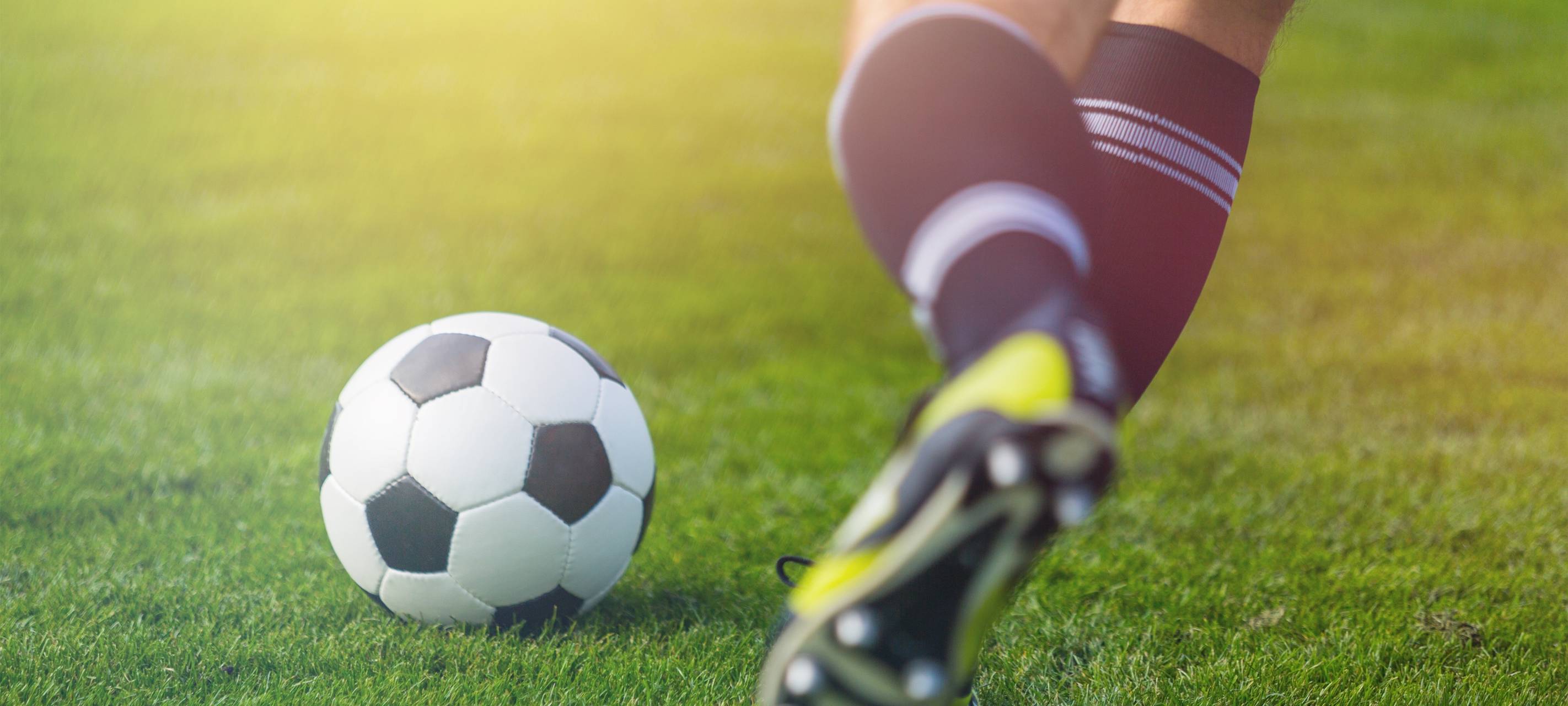 Der Spielbetrieb im Amateurfußball geht weiter