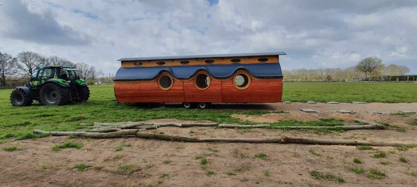 Bauwagen im Waldkindergarten Alpen angekommen
