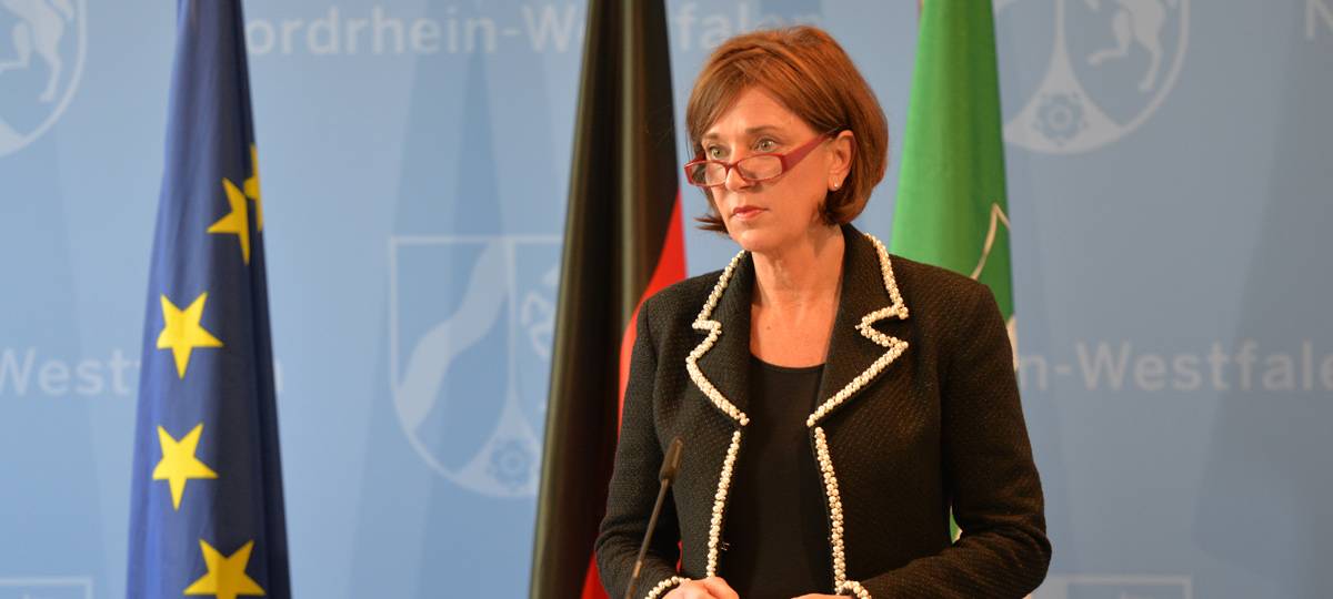 NRW-Schulen wechseln in Distanz-Unterricht