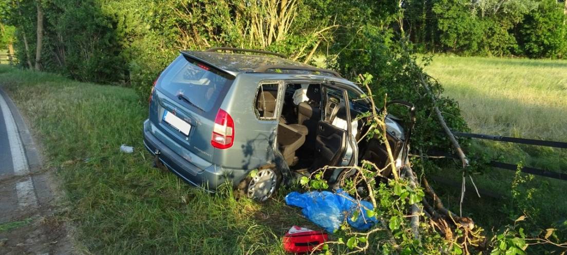 Fett auf der Straße führte zu Unfall in Sonsbeck-Labbeck