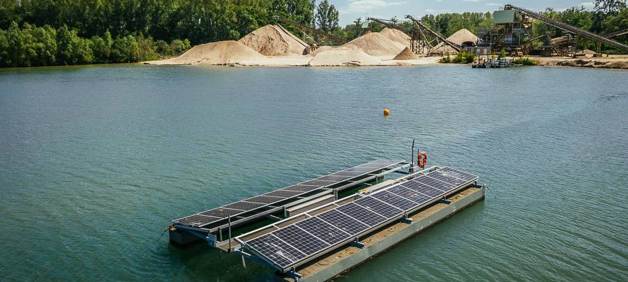 Hülskens aus Wesel baut größte schwimmende Solaranlage NRWs