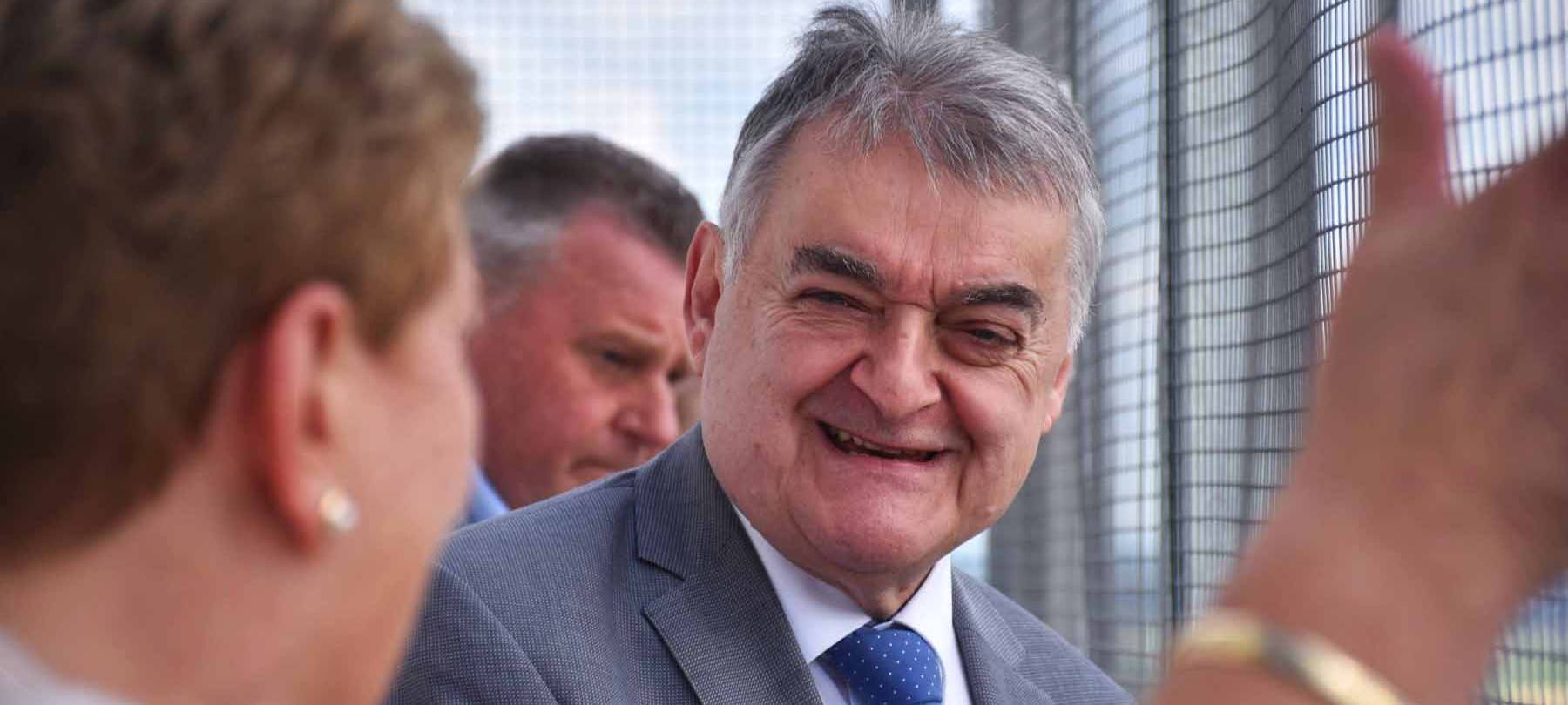 NRW-Innenminister Reul zu Besuch auf der Landesgartenschau