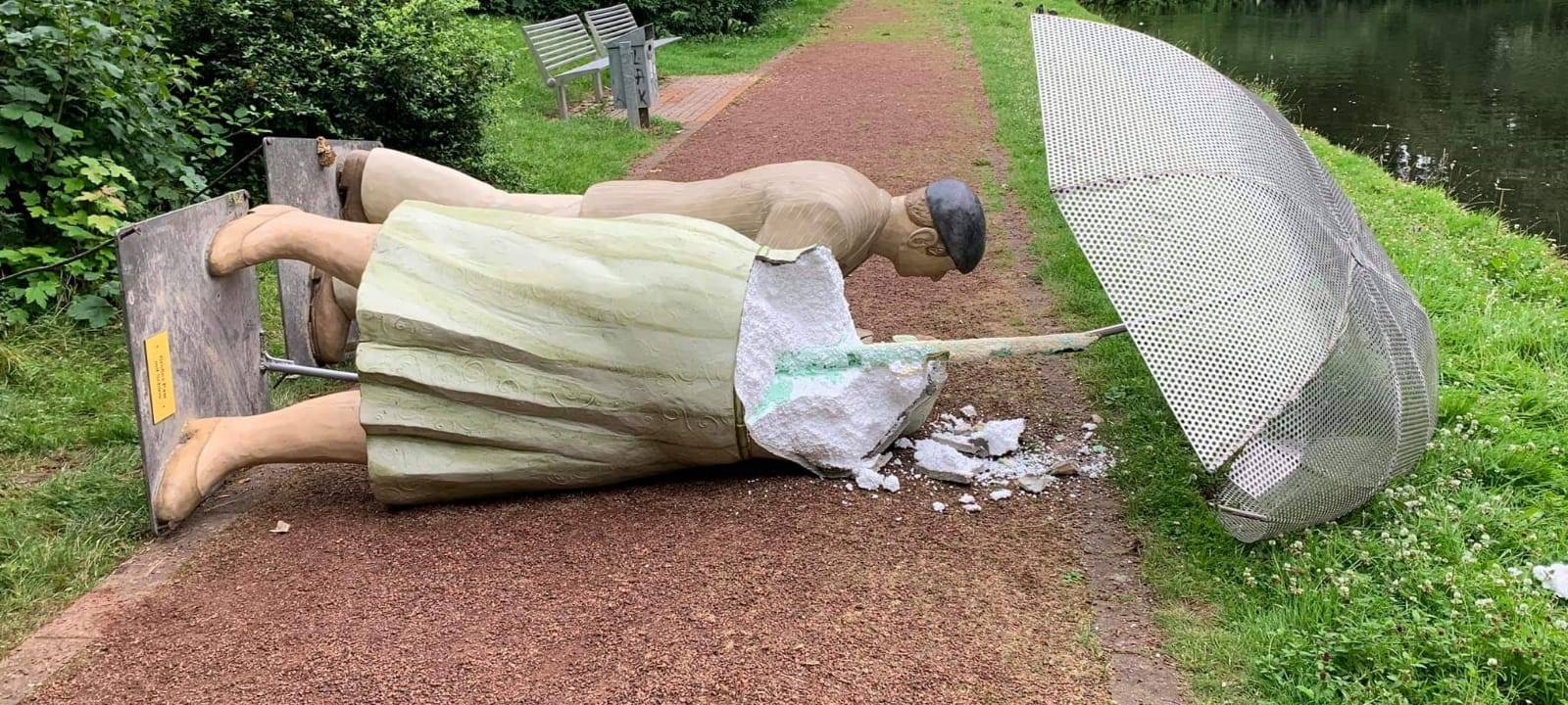 Schon wieder - Alltagsmensch in Rheinberg zerstört