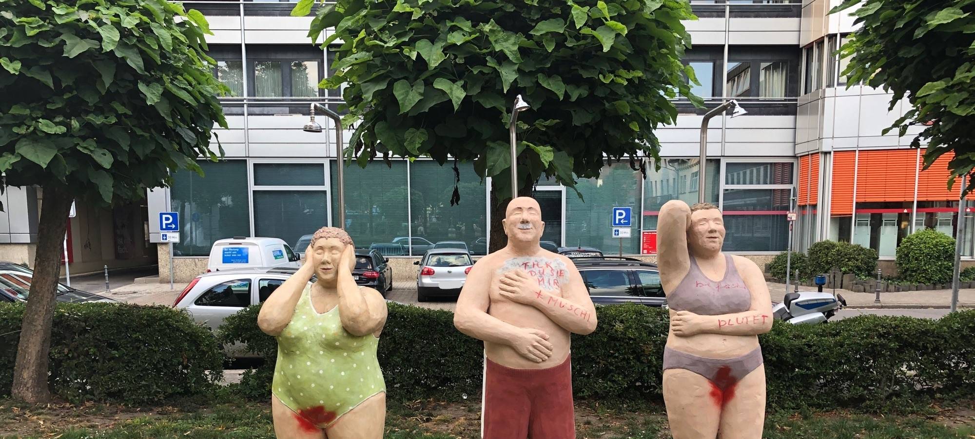 Wieder Alltagsmenschen in Moers beschädigt