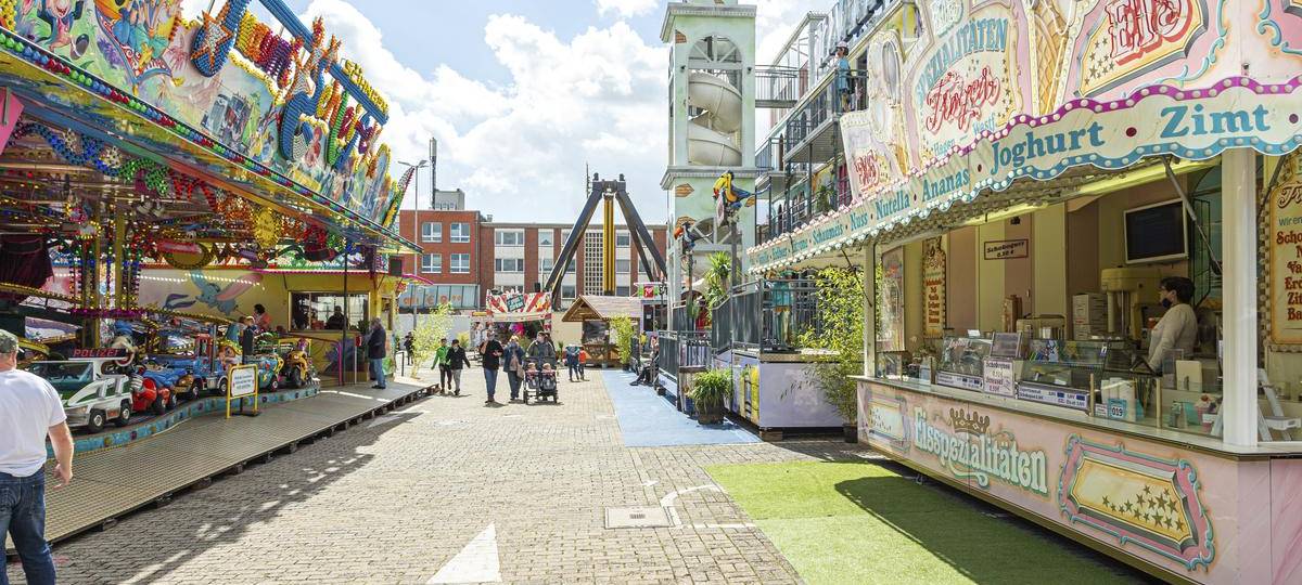 Friedrich-Ebert-Platz in Moers für Kirmesersatz gesperrt
