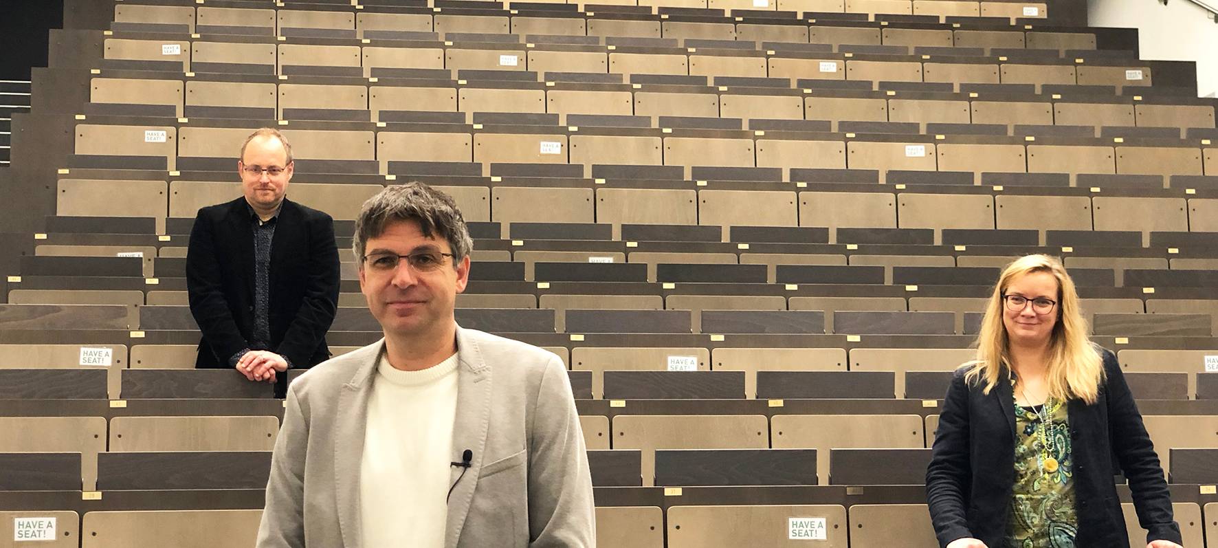 Leerer Hörsaal zum Semesterstart