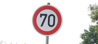 Über 300 Autofahrer auf der B58n bei Wesel-Büderich geblitzt