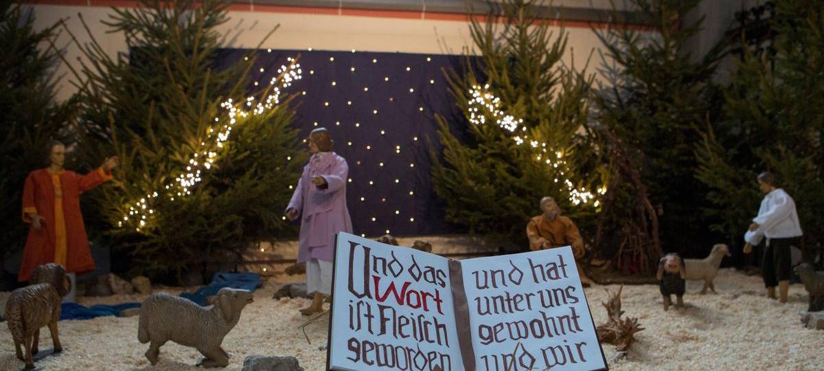 In Rheinberg soll ein Krippenweg für Advent-Stimmung sorgen