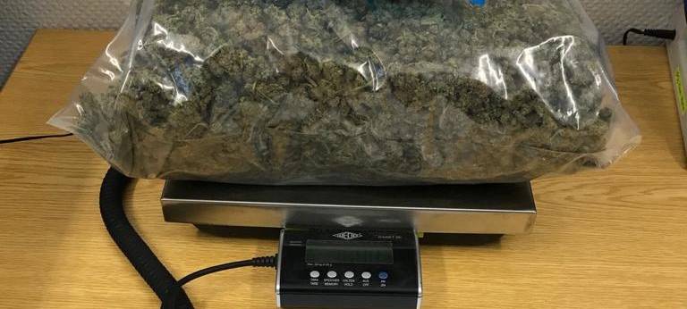Mit über 1,5 Kilo Marihuana auf A3 bei Hamminkeln erwischt