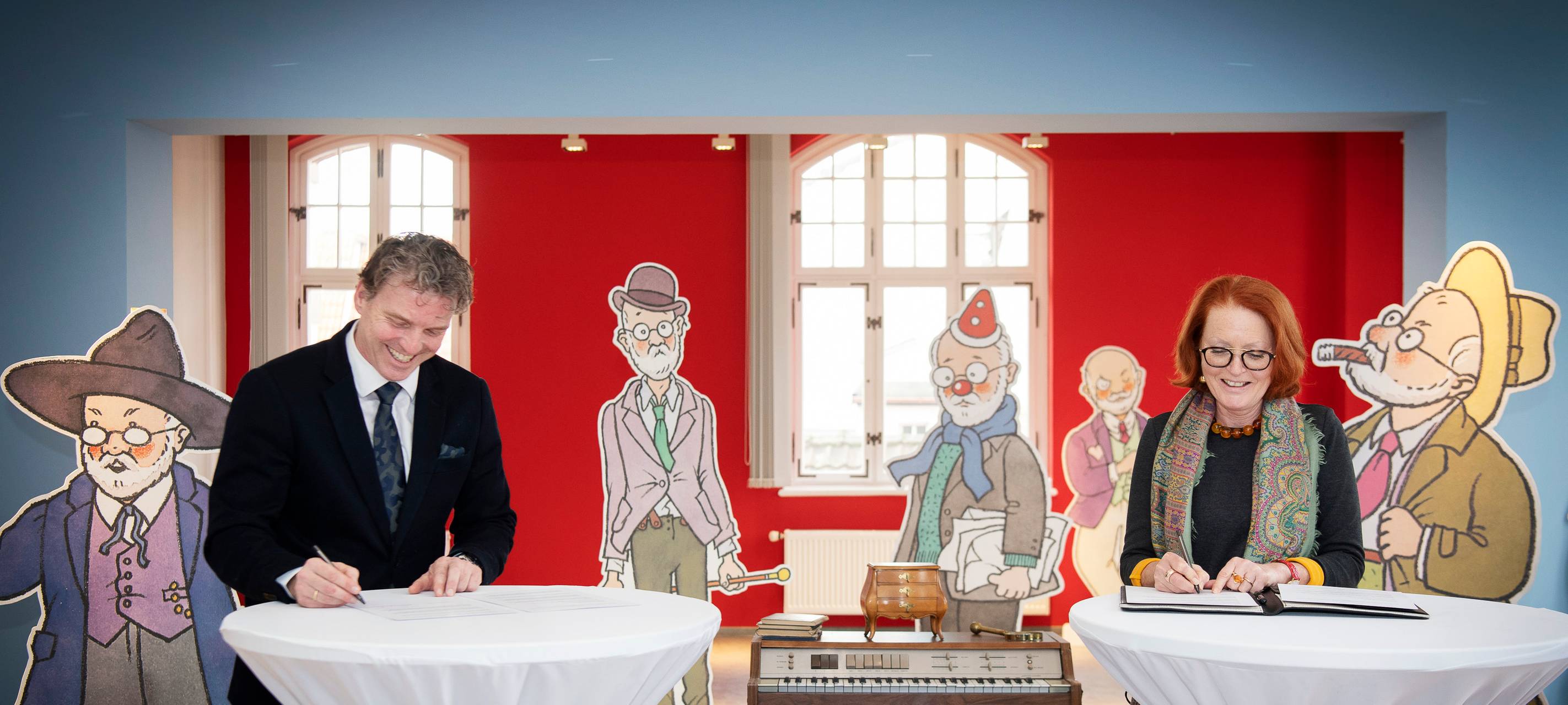 Moers bekommt Teile des Hüsch-Nachlasses geschenkt