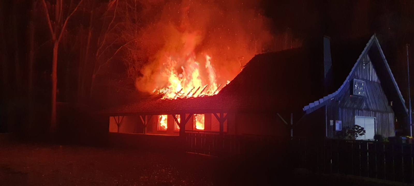 Brand in Xantener Vereinsheim - Polizei ermittelt