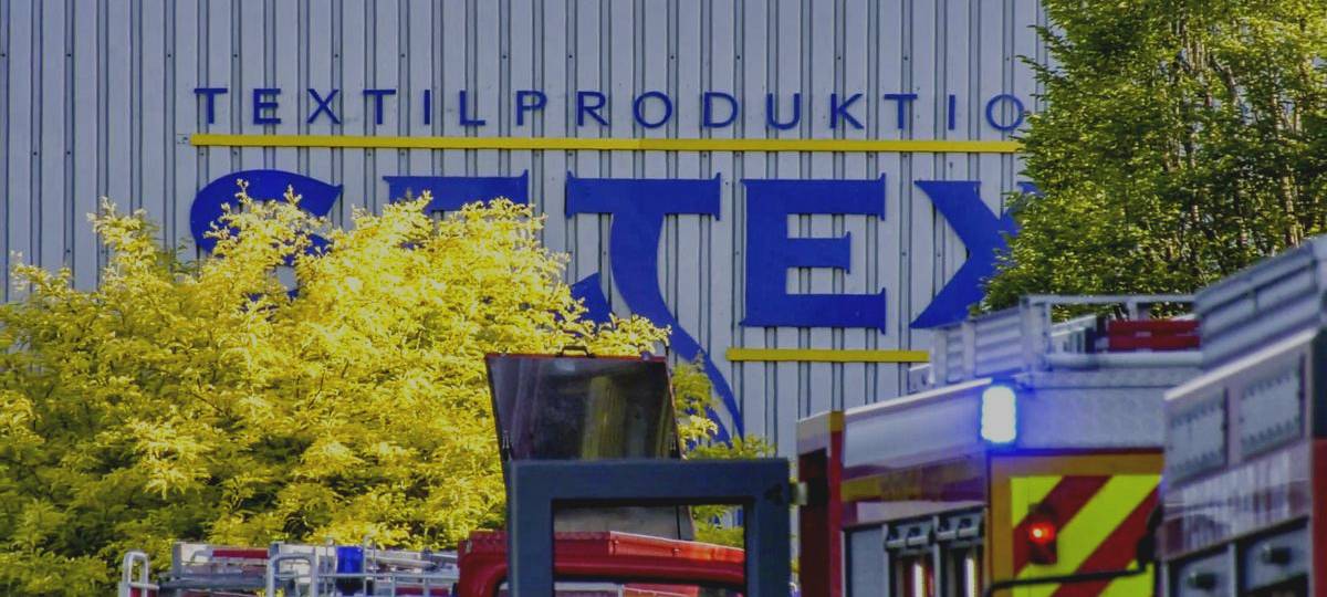 Maschinenbrand bei Setex in Dingden: 40 Feuerwehrleute im Einsatz