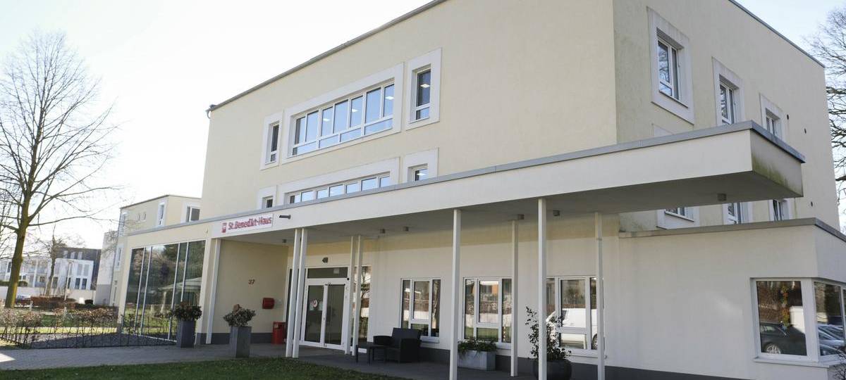 Dinslakener Seniorenheim nach Corona-Ausbruch in Quarantäne