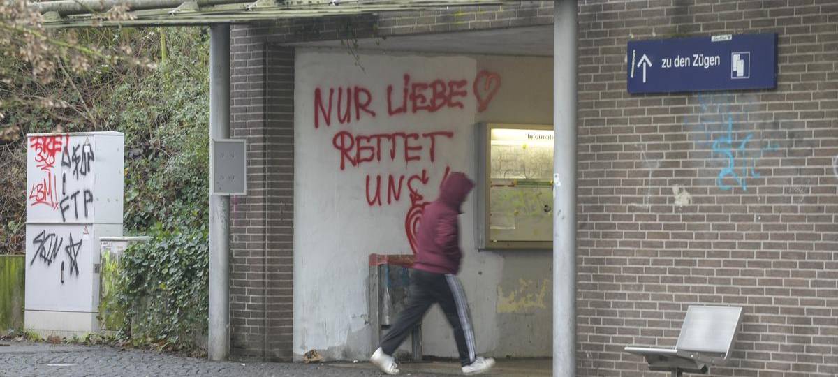 Bahnhof in Friedrichsfeld bekommt Aufzug - dreigleisiger Ausbau genehmigt