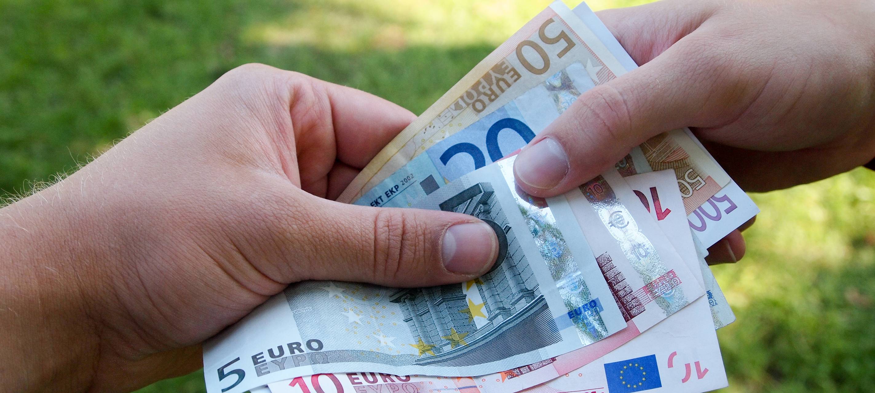 Polizei im Kreis warnt - neue Betrugsmasche mit Wechselgeld