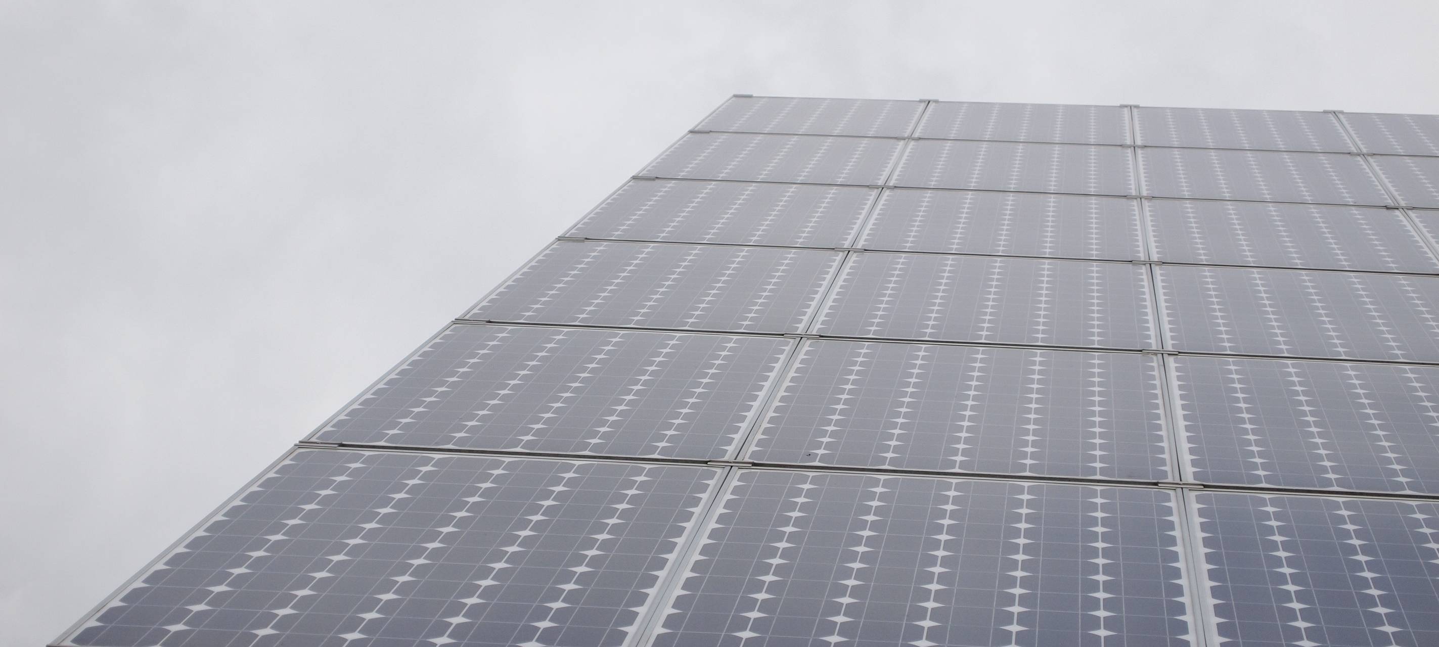 Hamminkeln schreibt Dächer für Solaranlagen aus