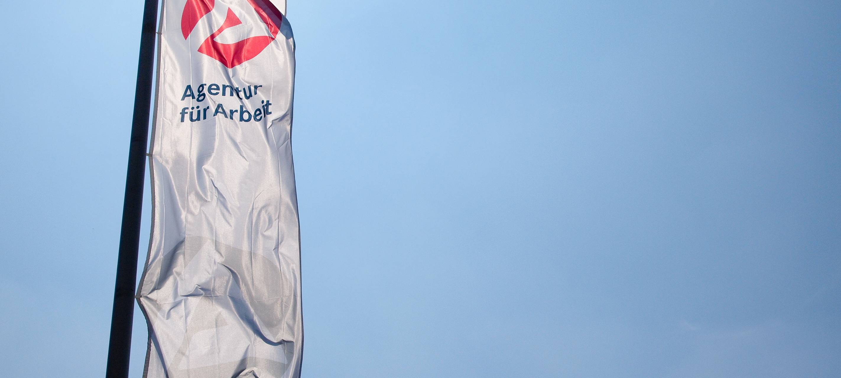 Arbeitslosigkeit sinkt trotz steigender Corona-Zahlen