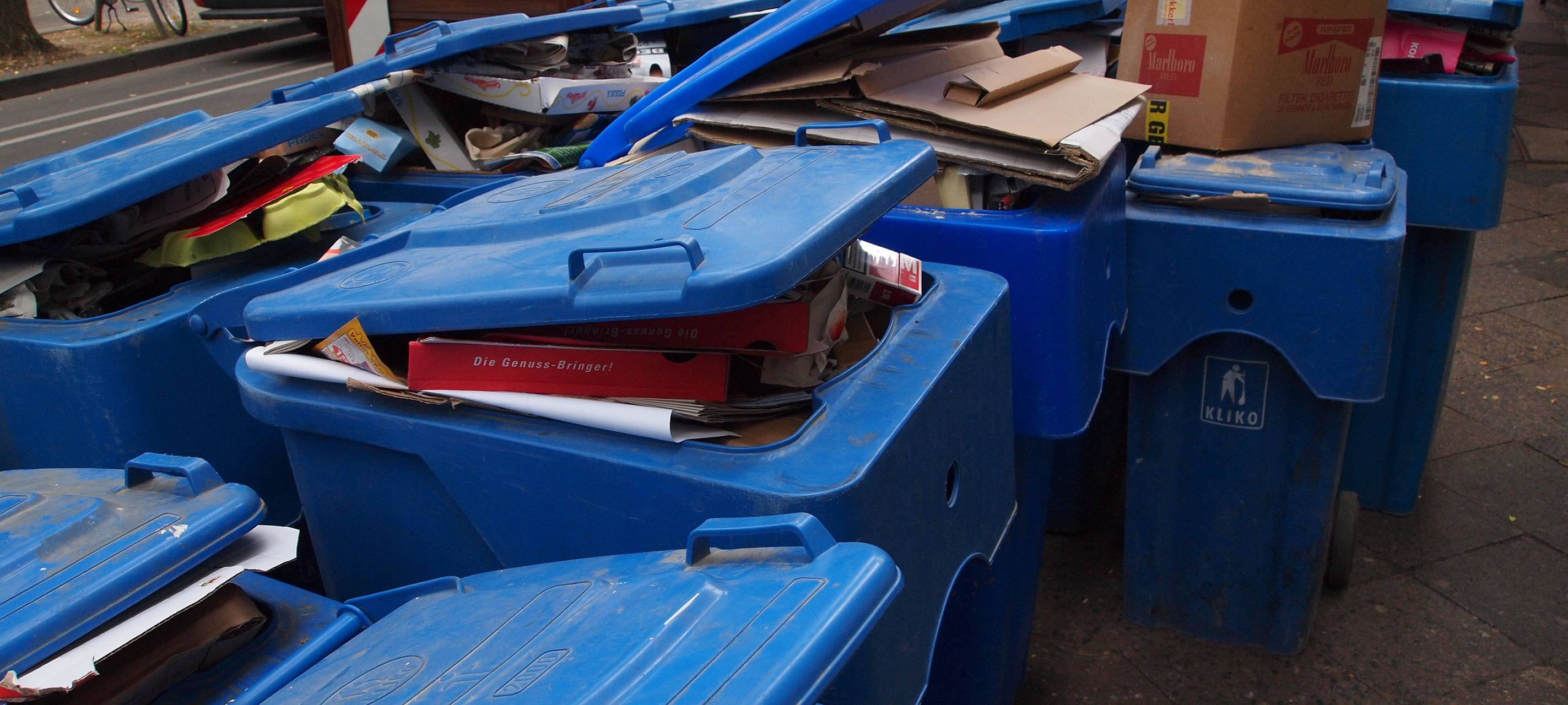 Volle Mülltonnen in Wesel sind eine "auffällige Einladung"