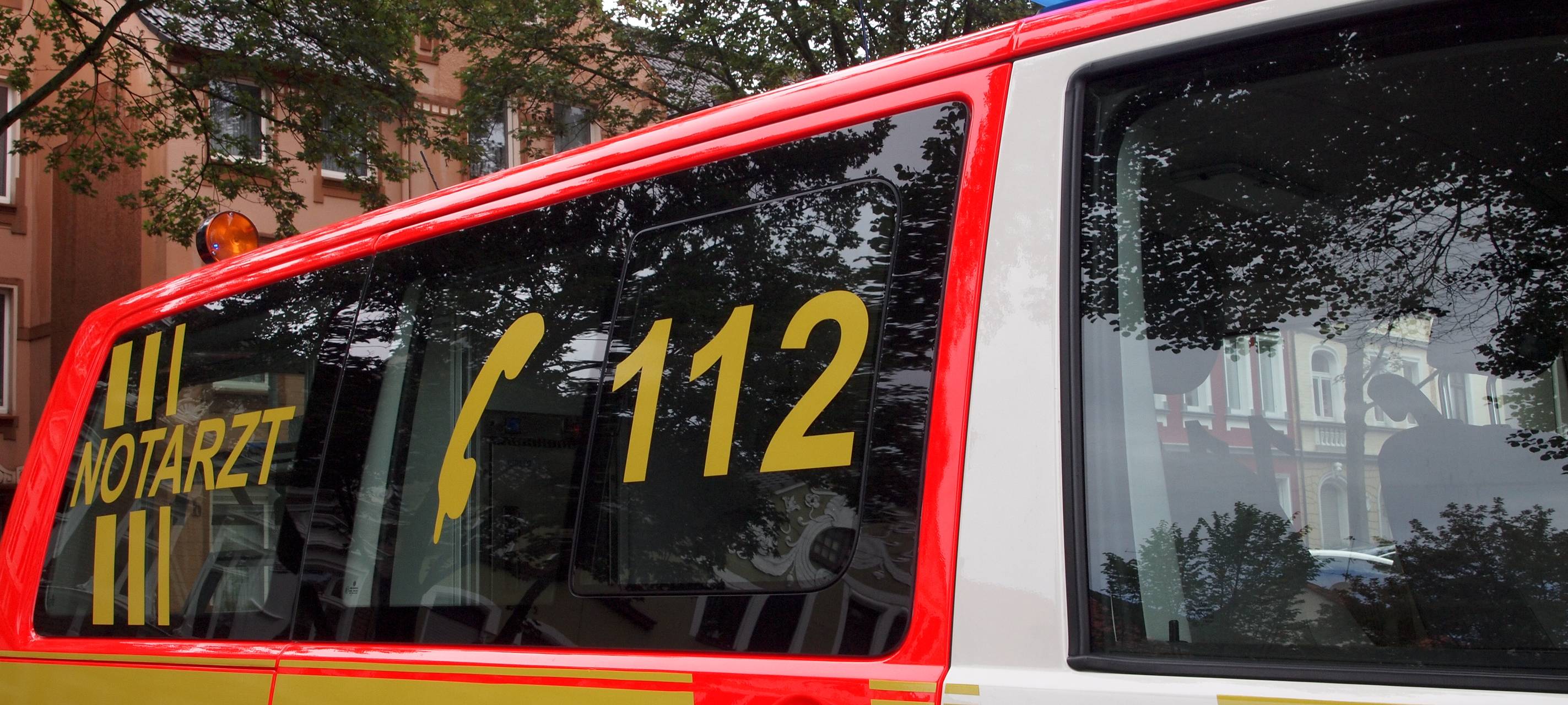 Asbest nach Strohhallenbrand in Sonsbeck gefunden