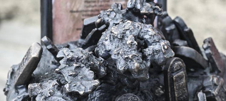 In Dinslaken ist das neue Mahnmal beschädigt