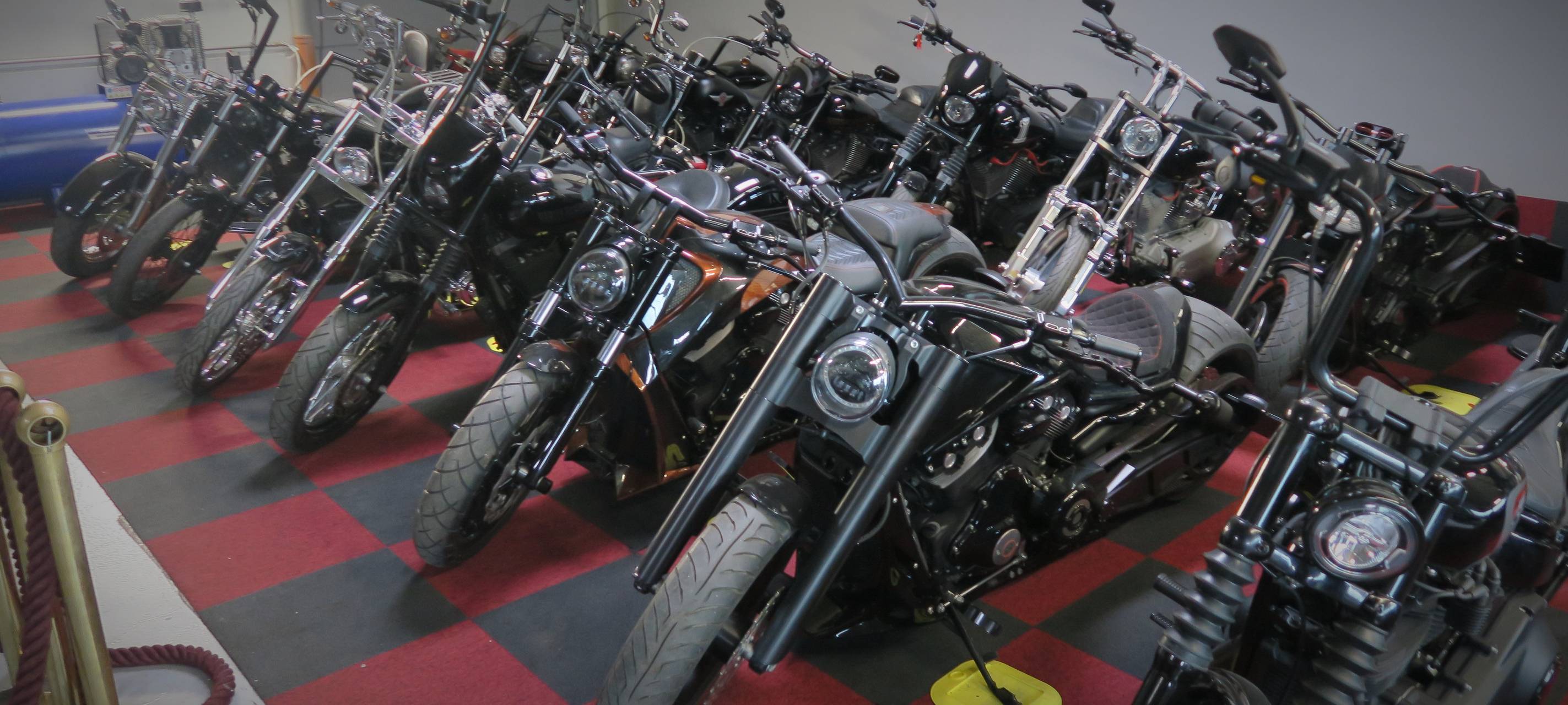 Bandenmäßiger Betrug - Haftbefehle nach Razzia erlassen