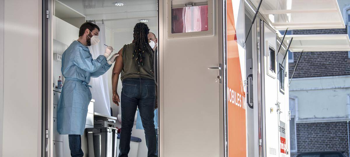Mobiles Team impft 203 Menschen in Kamp-Lintfort