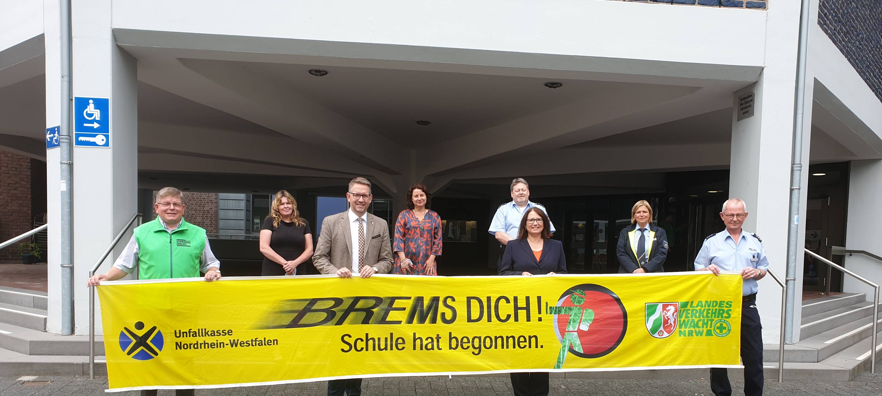 Autofahrer bitte aufpassen - nächste Woche ist Schulstart