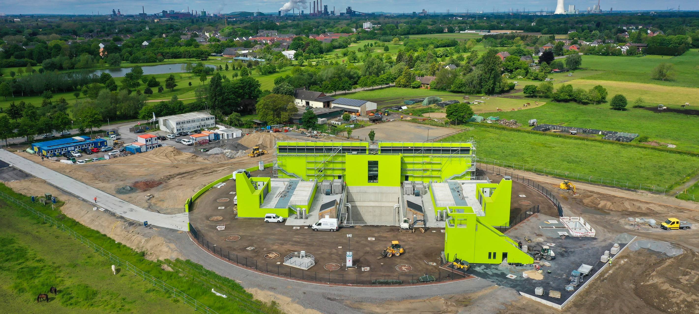 Größtes Emscherpumpwerk in Oberhausen wird eingeweiht