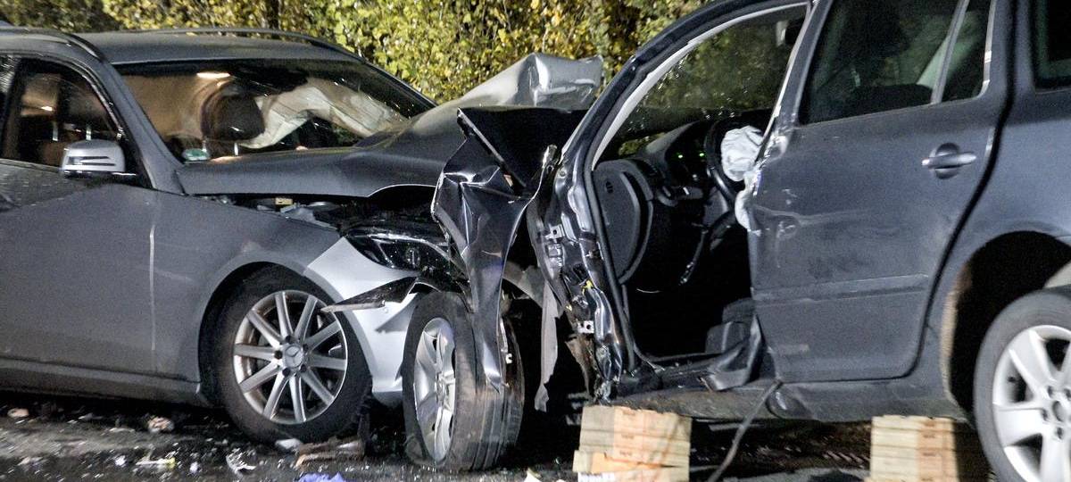 Drei Verletzte nach schwerem Unfall auf der B58n am Morgen