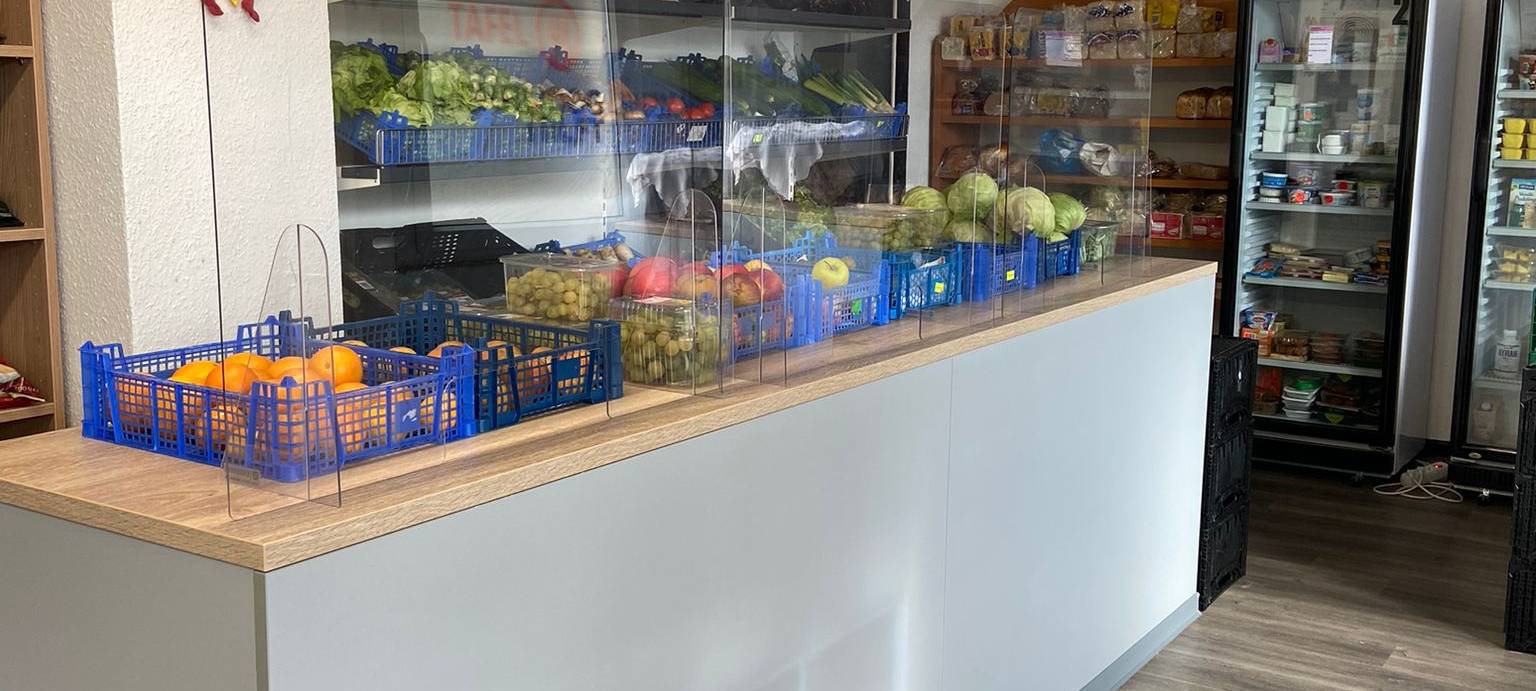 Tafel von MehrhoogHilft wird Eins. Tag der offenen Tür