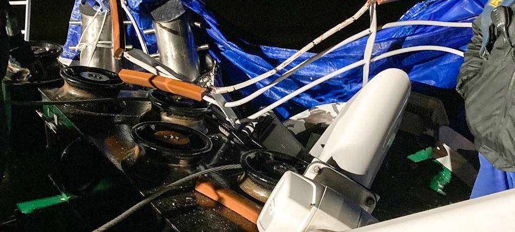 Eine Verletzte - Schiffsunfall auf dem Rhein bei Dinslaken