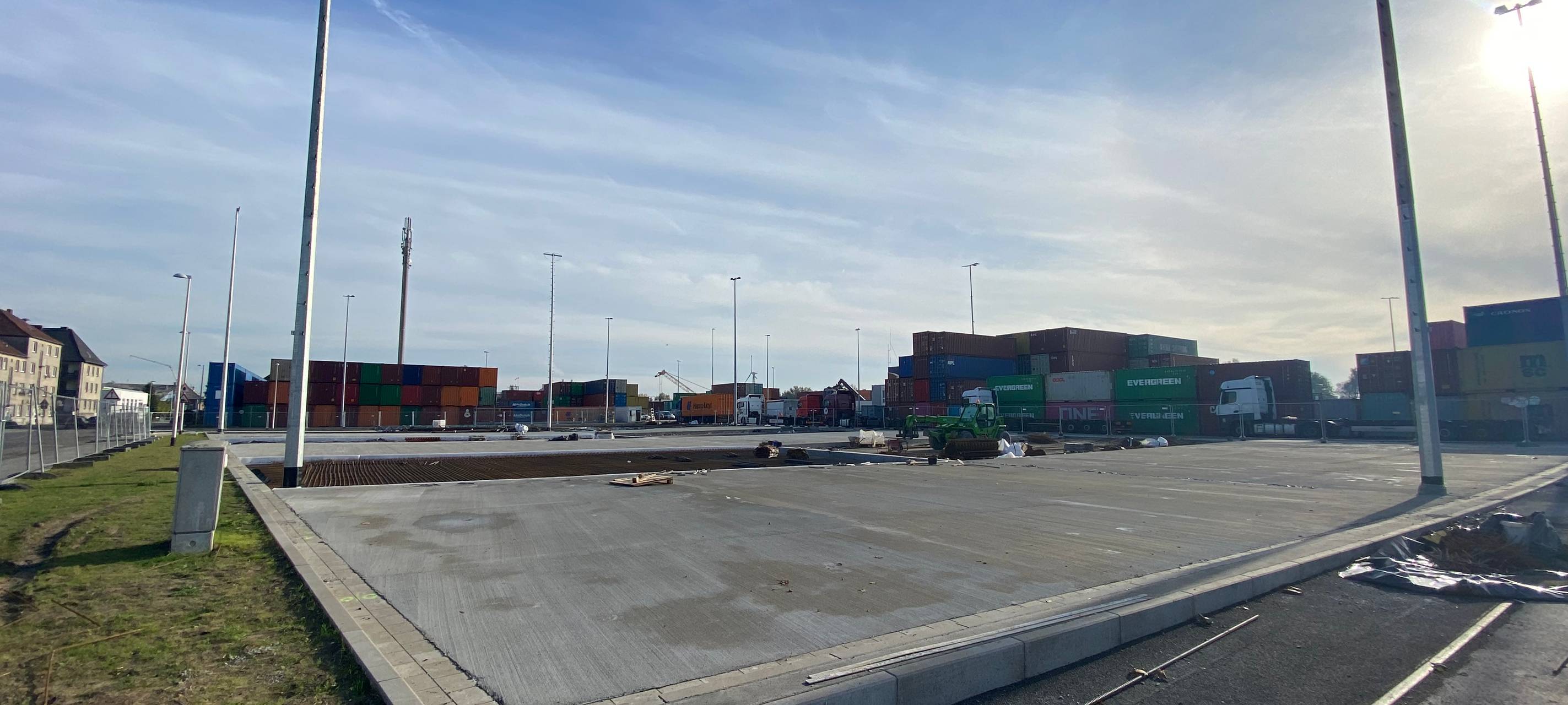 Hafen Emmerich boomt und wird erweitert