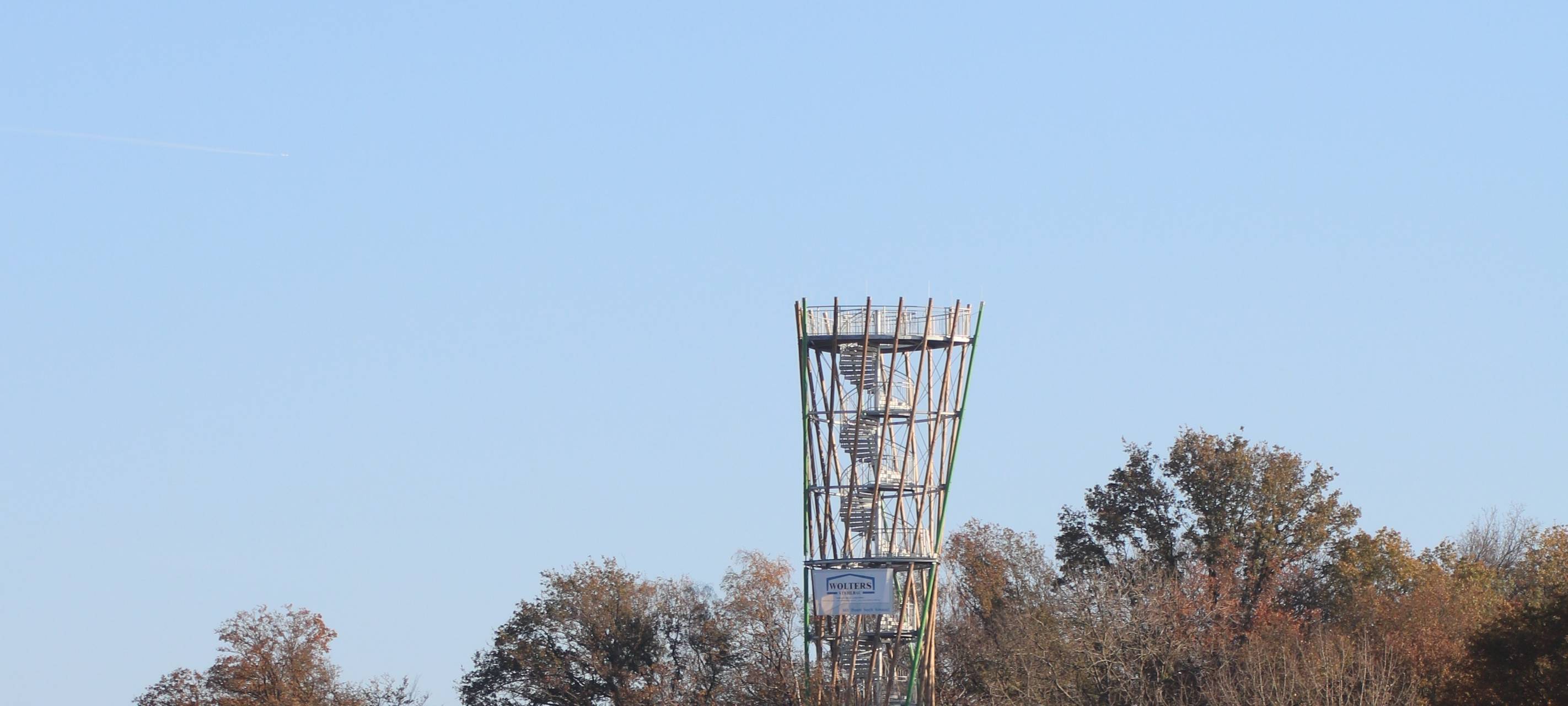 Der neue Sonsbecker Aussichtsturm darf bestiegen werden