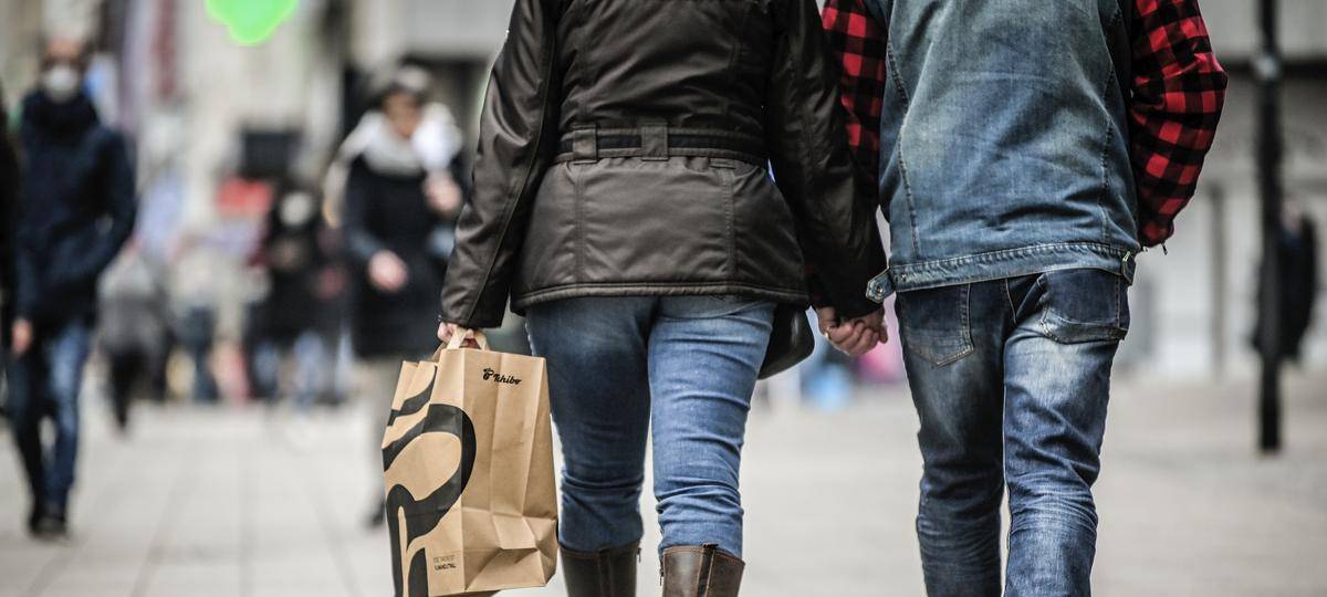 Nach Lockdown in den Niederlanden: Noch immer großer Shopping-Andrang in Grenzstädten