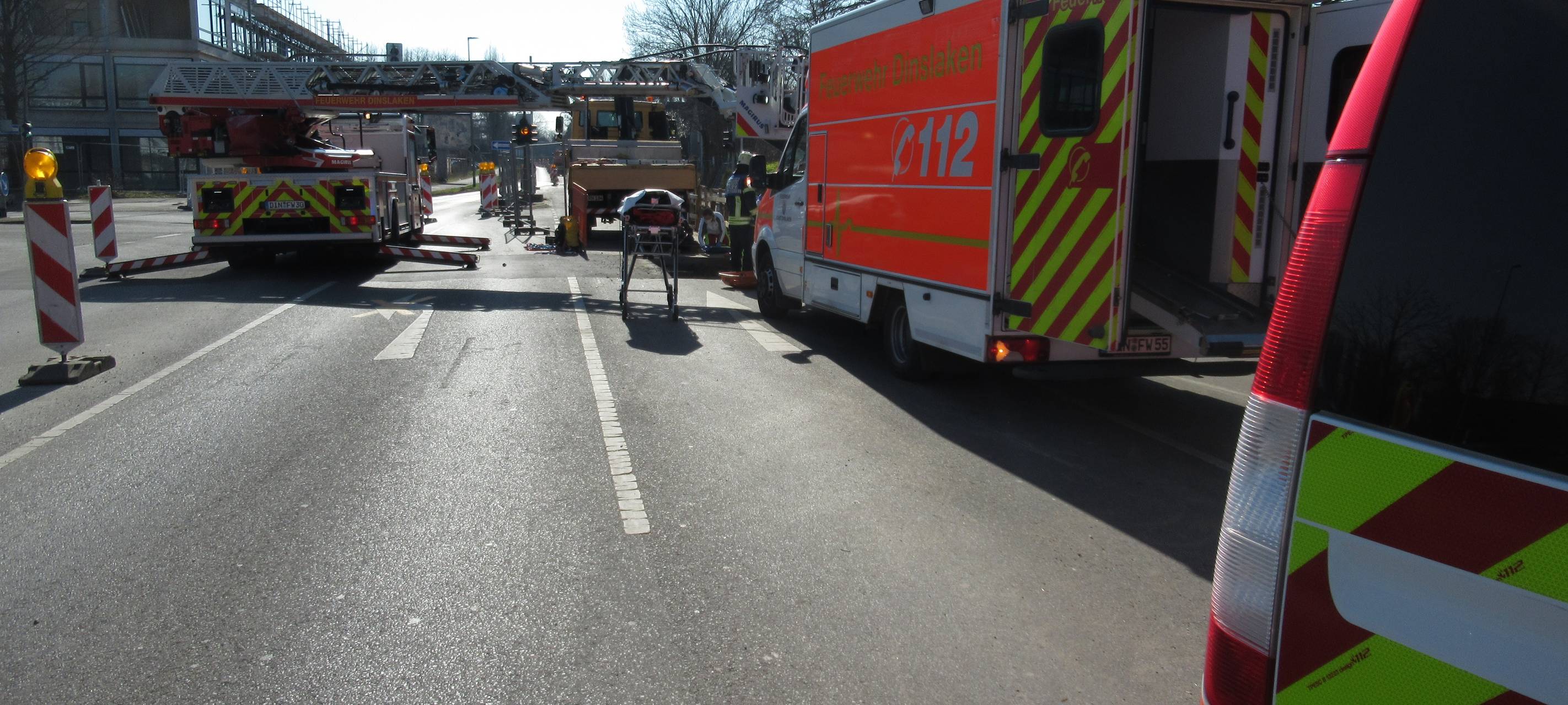 Spektakulärer Einsatz für die Dinslakener Feuerwehr