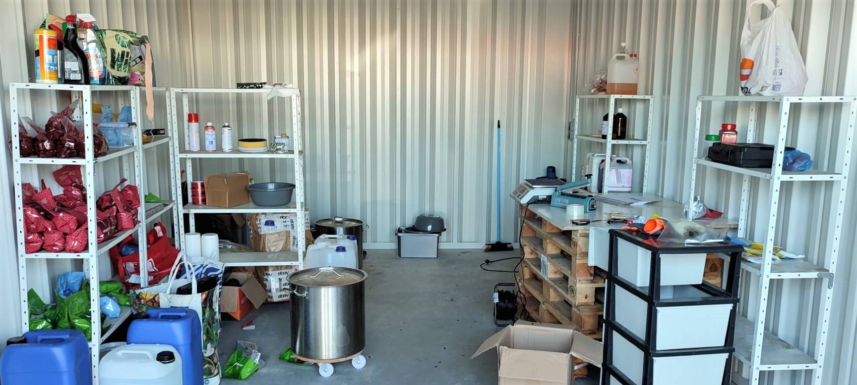 Illegale Wasserpfeifentabak-Produktion in Hünxe & Dinslaken