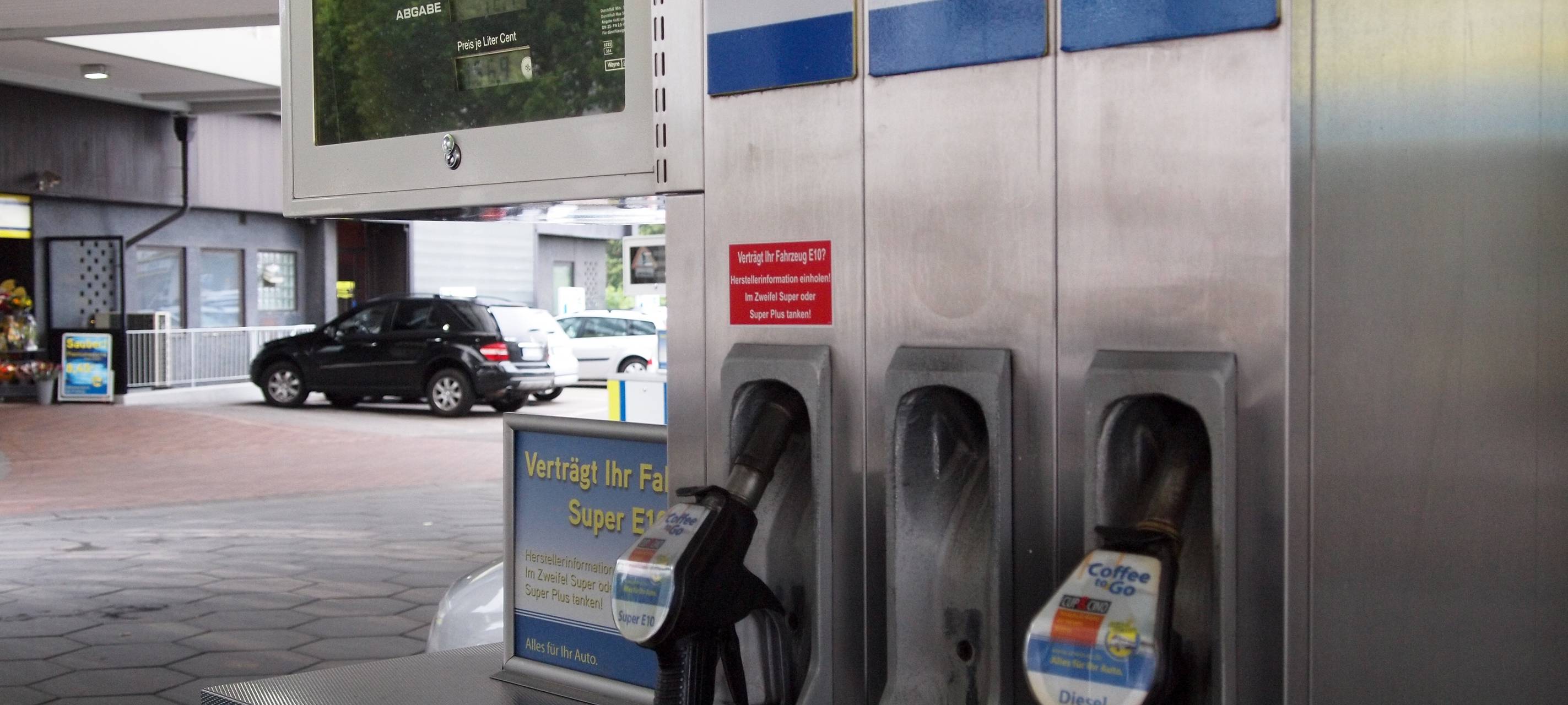 Kreis Wesel: 9-Euro-Ticket und Tankrabatte sind gestartet